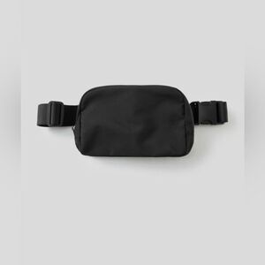 Halara Casual Waist Bag / Belt Bag